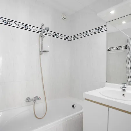 Magritte's Seadreams A0101 Διαμέρισμα