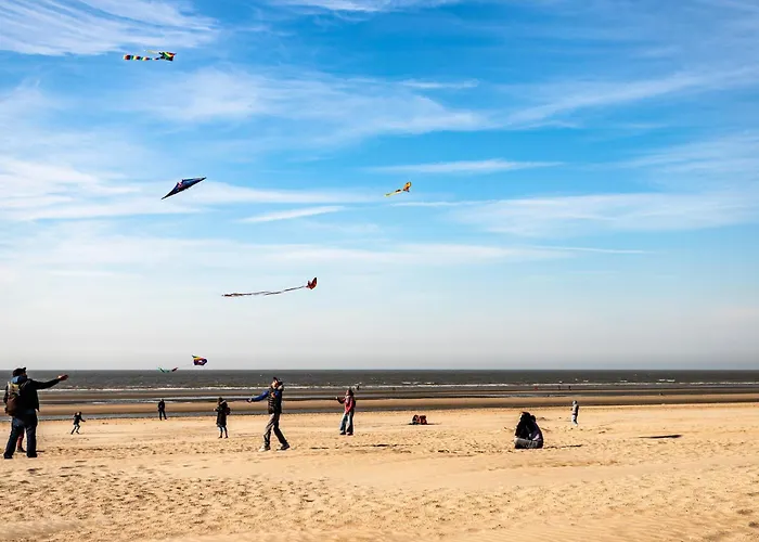 Magritte's Seadreams A0101 Apartamento *